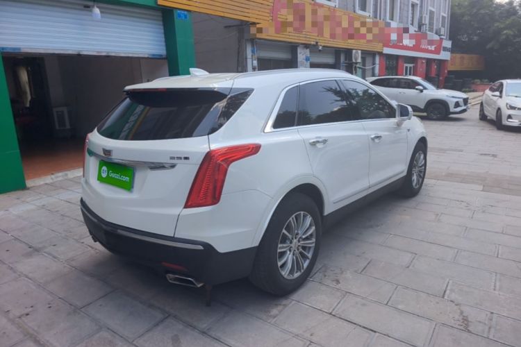 Used Cadillac XT5 2018 25T Luxury Model Rear Right 45 Deg