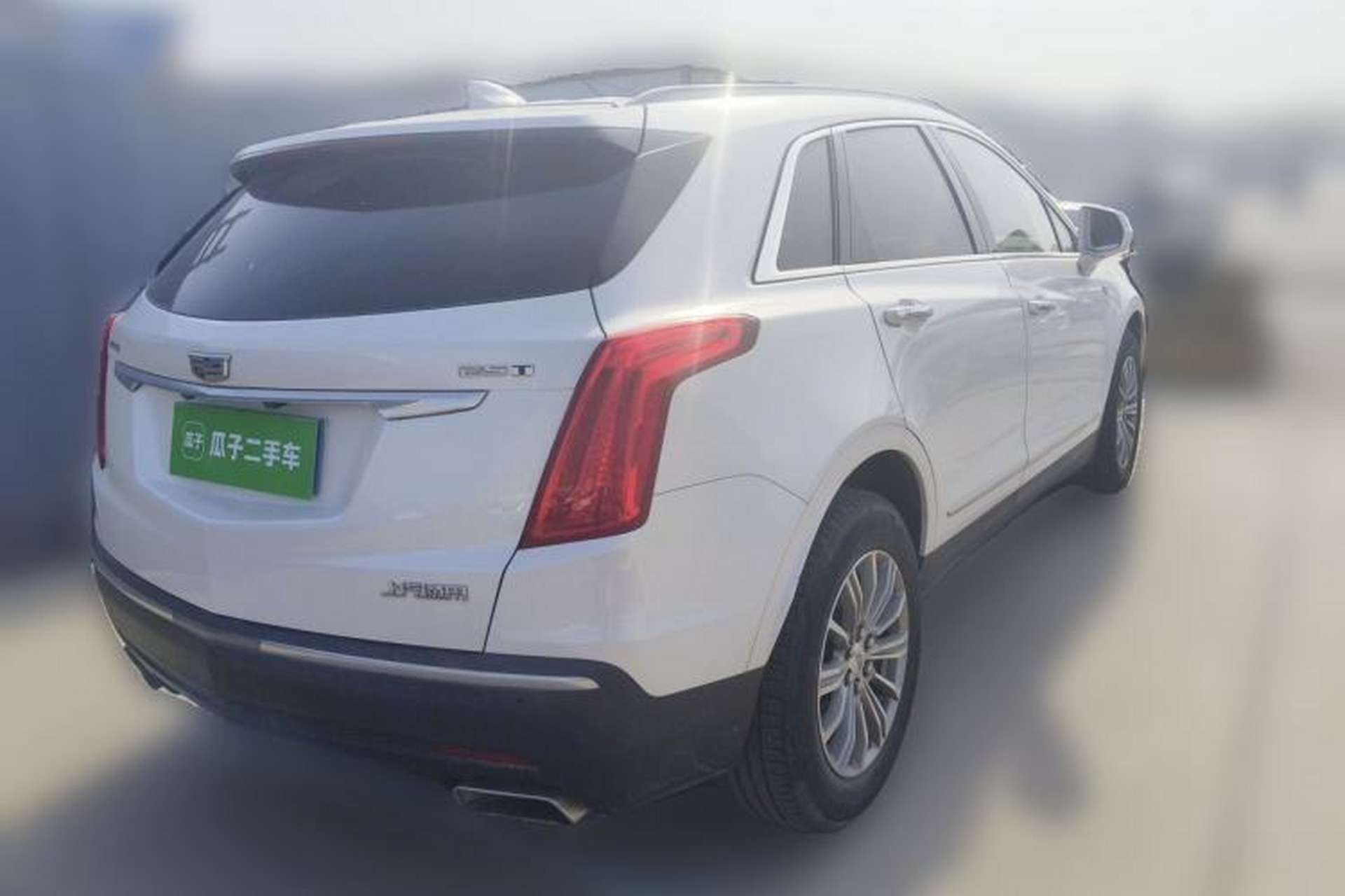 Used Cadillac XT5 2018 25T Luxury Model Rear Right 45 Deg