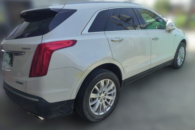 Used Cadillac XT5 2018 28E Four-Wheel Drive Tech Version Rear Right 45 Deg