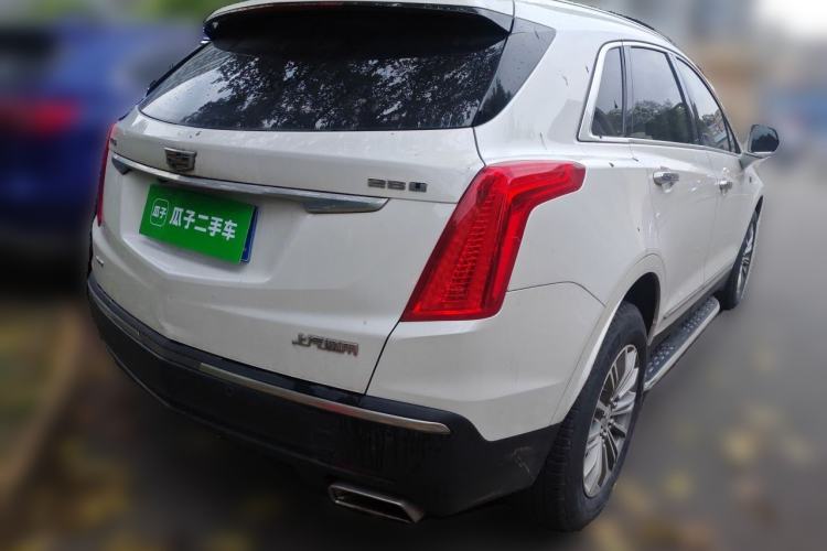 Used Cadillac XT5 2018 28T Four-Wheel Drive Luxury Model Rear Right 45 Deg
