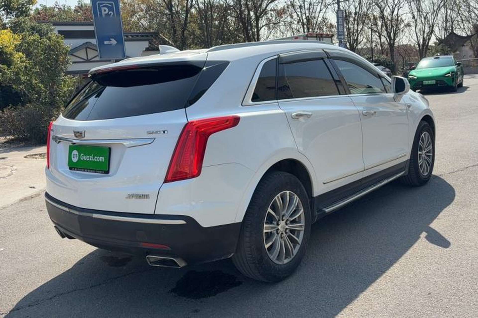 Used Cadillac XT5 2018 25T Luxury Model Rear Right 45 Deg