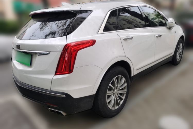 Used Cadillac XT5 2018 25T Luxury Model Rear Right 45 Deg