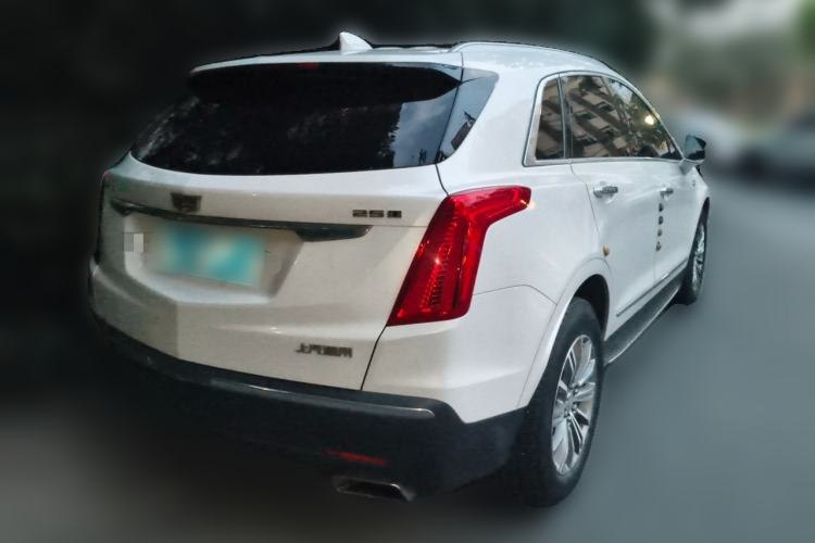 Used Cadillac XT5 2018 25T Luxury Model Rear Right 45 Deg