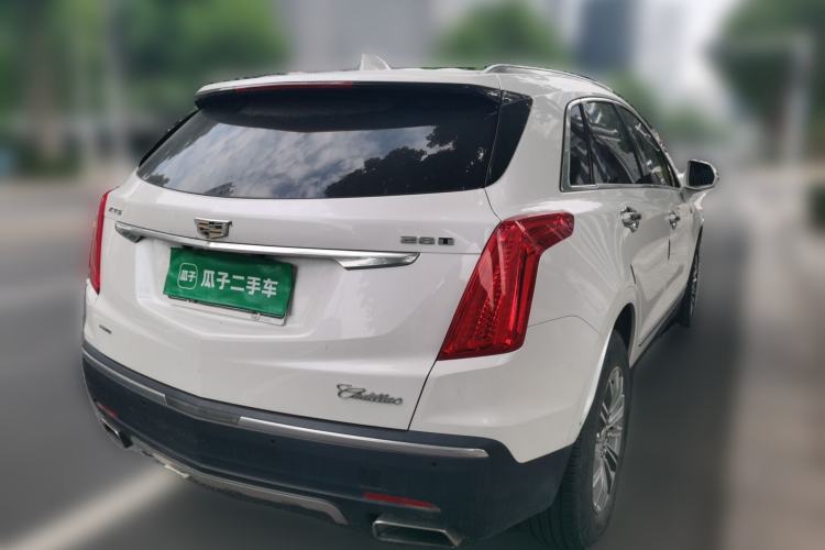 Used Cadillac XT5 2018 28T Four-Wheel Drive Luxury Model Rear Right 45 Deg