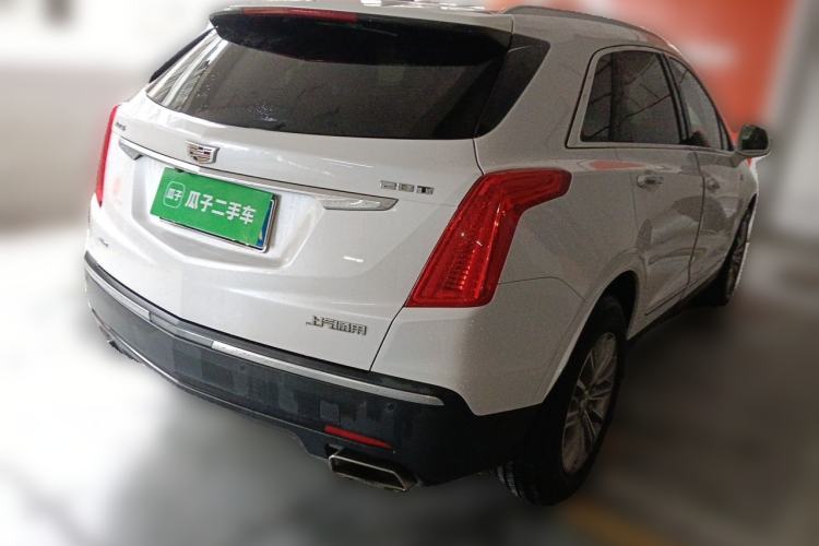 Used Cadillac XT5 2018 28T Four-Wheel Drive Luxury Model Rear Right 45 Deg