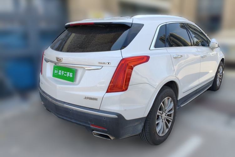 Used Cadillac XT5 2018 28T Four-Wheel Drive Luxury Model Rear Right 45 Deg