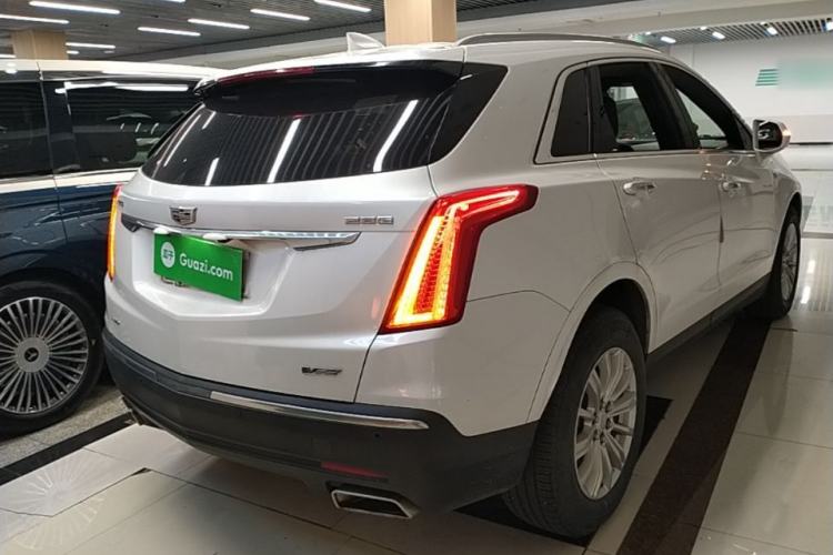 Used Cadillac XT5 2018 28E Four-Wheel Drive Tech Version Rear Right 45 Deg