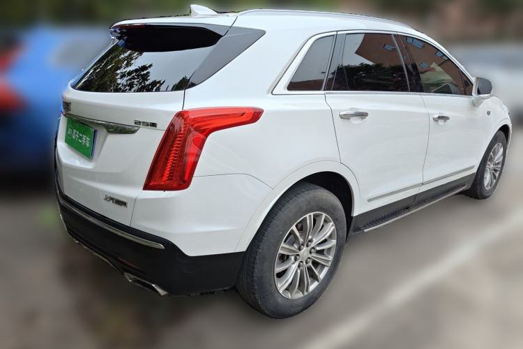 Used Cadillac XT5 2018 25T Luxury Model Rear Right 45 Deg