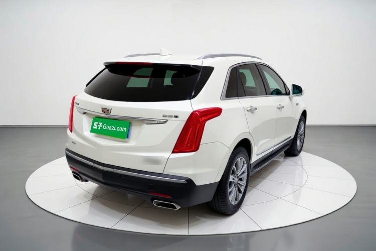 Used Cadillac XT5 2018 25T Luxury Model Rear Right 45 Deg