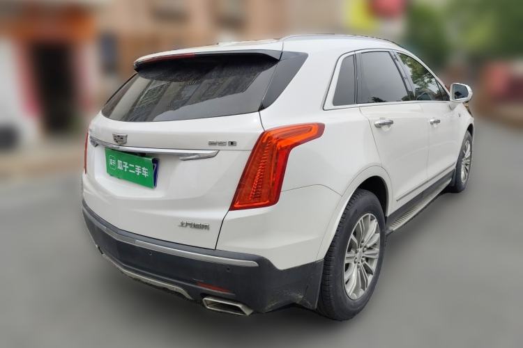 Used Cadillac XT5 2018 25T Luxury Model Rear Right 45 Deg