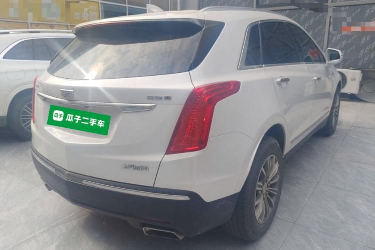 Used Cadillac XT5 2018 25T Luxury Model Rear Right 45 Deg