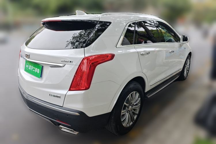 Used Cadillac XT5 2018 28T Four-Wheel Drive Luxury Model Rear Right 45 Deg