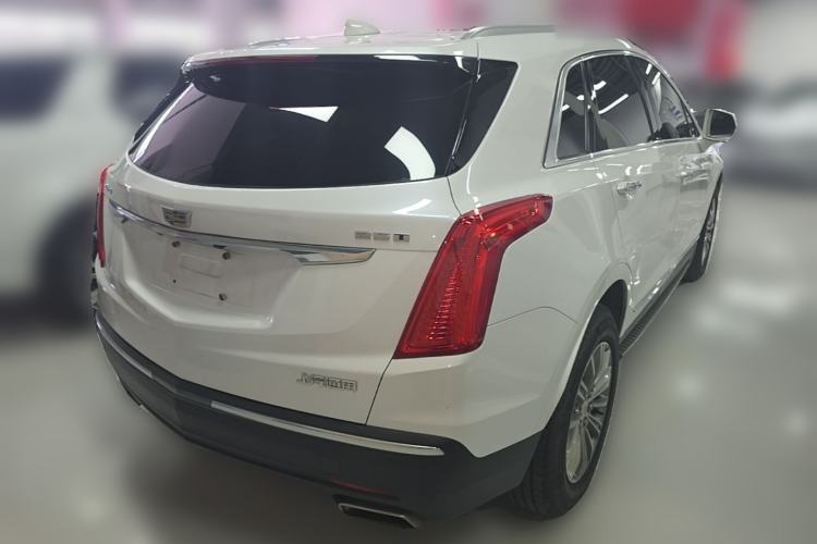 Used Cadillac XT5 2018 25T Luxury Model Rear Right 45 Deg