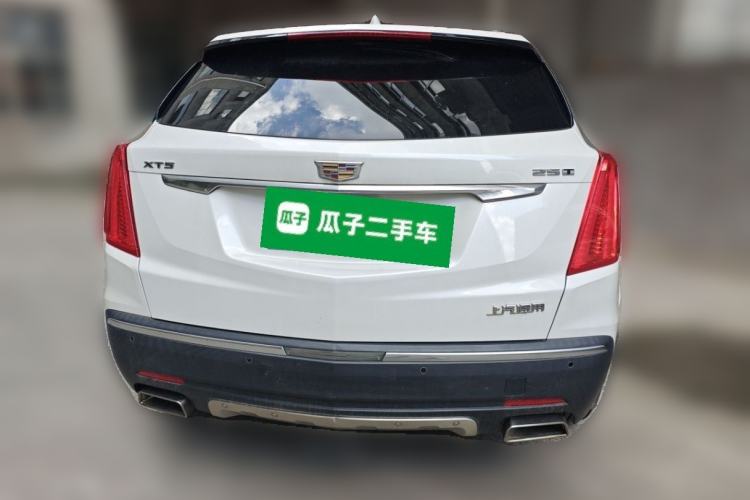 Used Cadillac XT5 2018 25T Luxury Model Rear