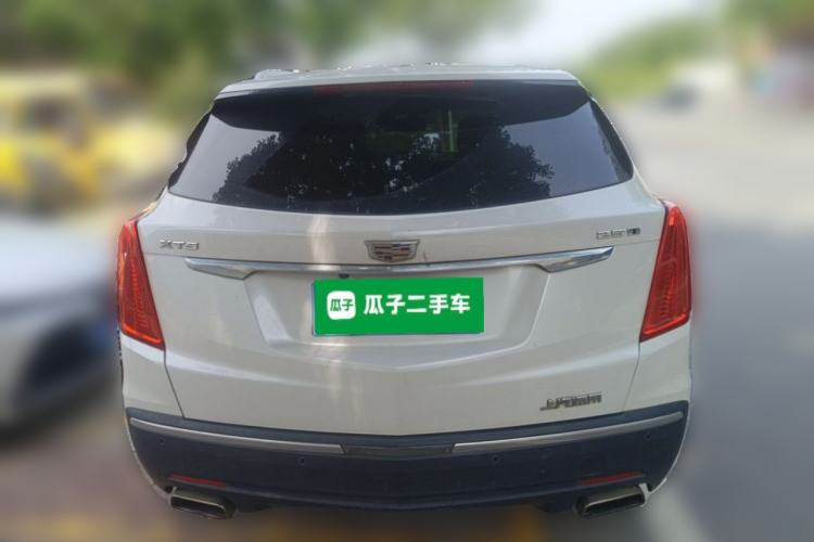 Used Cadillac XT5 2018 25T Luxury Model Rear