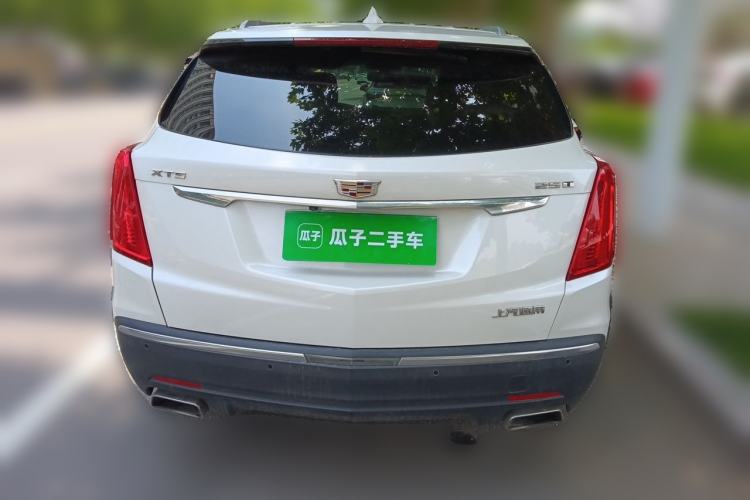 Used Cadillac XT5 2018 25T Luxury Model Rear
