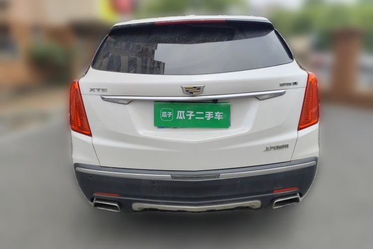 Used Cadillac XT5 2018 25T Luxury Model Rear