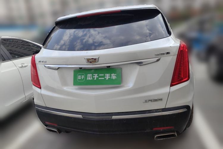 Used Cadillac XT5 2018 25T Luxury Model Rear
