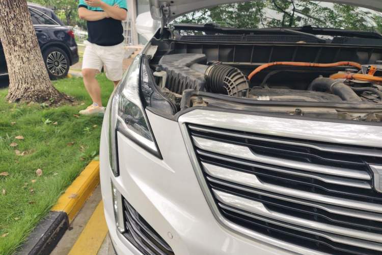 Used Cadillac XT5 2018 28E Four-Wheel Drive Leading Version Right Front Headlight