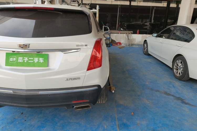 Used Cadillac XT5 2018 25T Luxury Model Right Rear Taillight