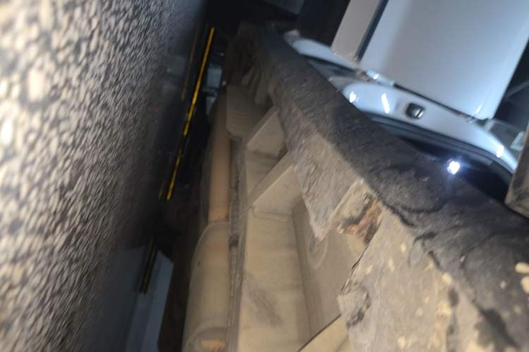 Used Cadillac XT5 2018 28E Four-Wheel Drive Tech Version Right Side Sill