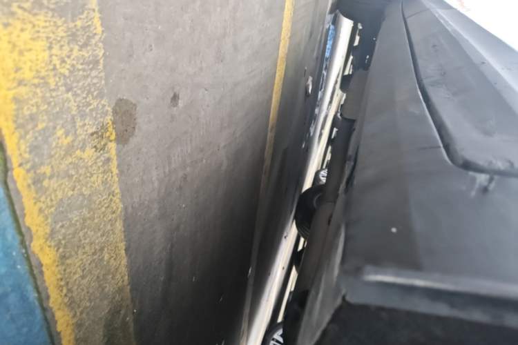 Used Cadillac XT5 2018 28E Four-Wheel Drive Tech Version Right Side Sill