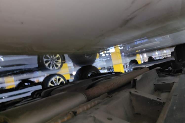Used Cadillac XT5 2018 28E Four-Wheel Drive Tech Version Right Side Sill