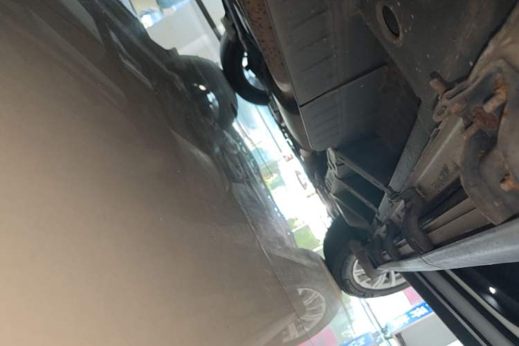 Used Cadillac XT5 2018 25T Tech Model Right Side Sill