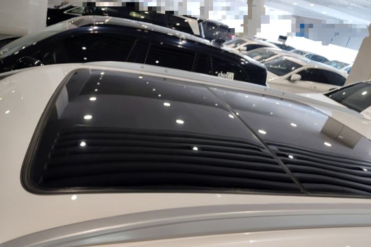 Used Cadillac XT5 2018 25T Luxury Model Roof
