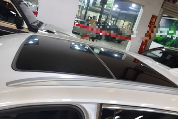 Used Cadillac XT5 2018 25T Luxury Model Roof