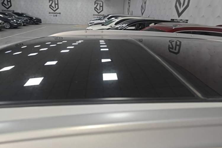 Used Cadillac XT5 2018 28E Four-Wheel Drive Tech Version Roof