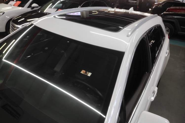 Used Cadillac XT5 2018 28E Four-Wheel Drive Tech Version Roof