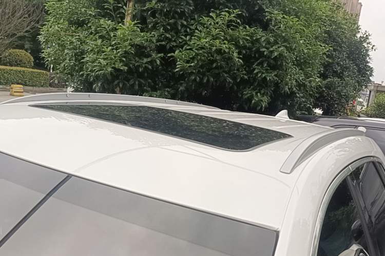 Used Cadillac XT5 2018 25T Tech Model Roof