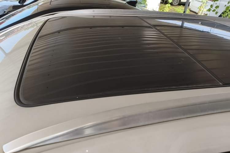 Used Cadillac XT5 2018 28T Four-Wheel Drive Luxury Model Roof