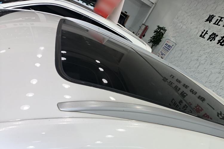 Used Cadillac XT5 2018 25T Luxury Model Roof