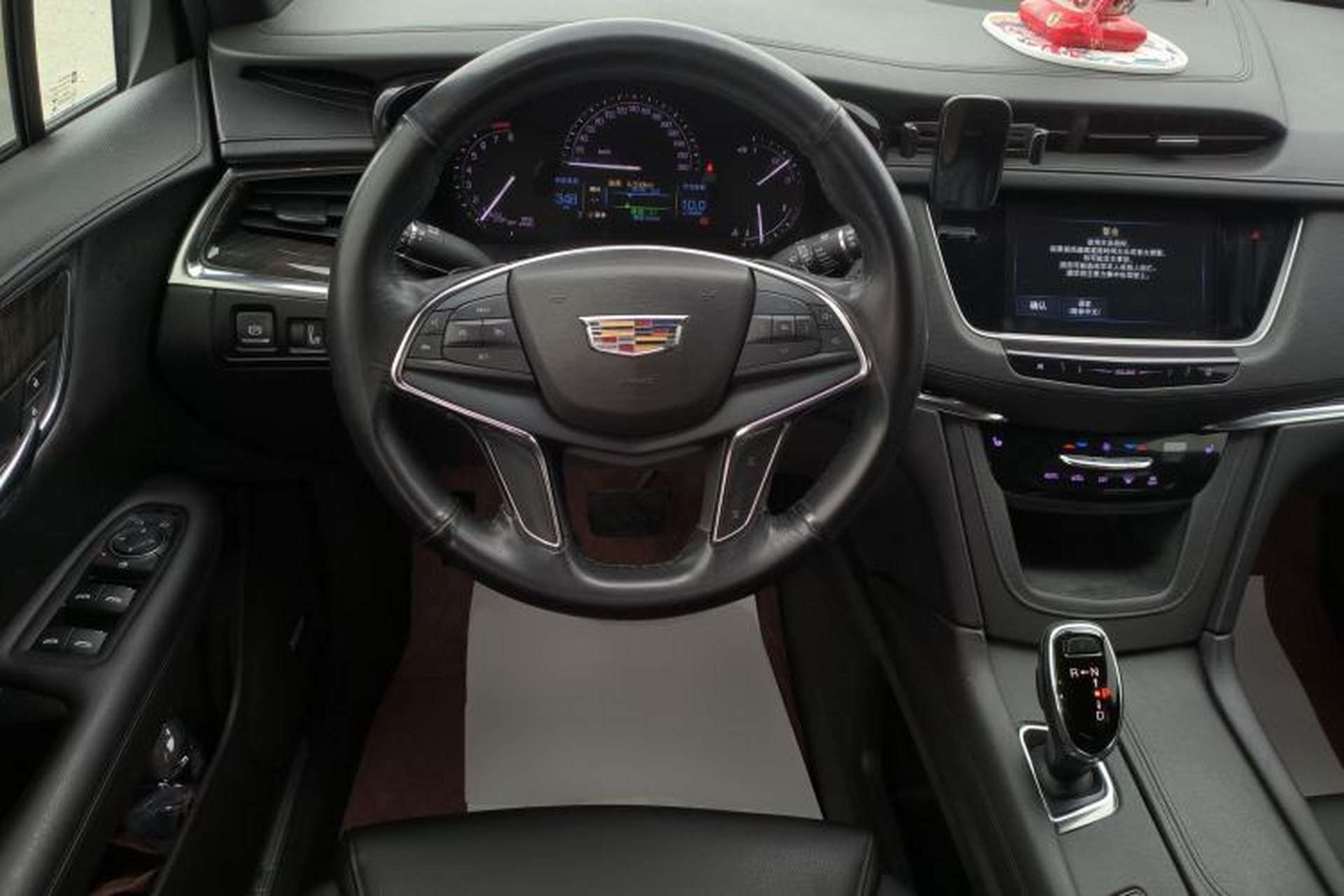 Used Cadillac XT5 2018 28E Four-Wheel Drive Tech Version Steering Wheel