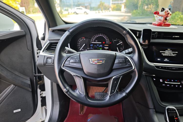 Used Cadillac XT5 2018 28E Four-Wheel Drive Tech Version Steering Wheel