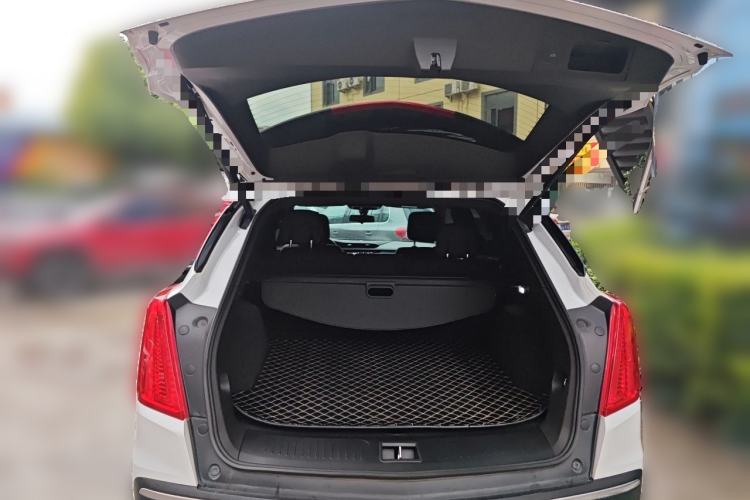 Used Cadillac XT5 2018 28E Four-Wheel Drive Tech Version Trunk