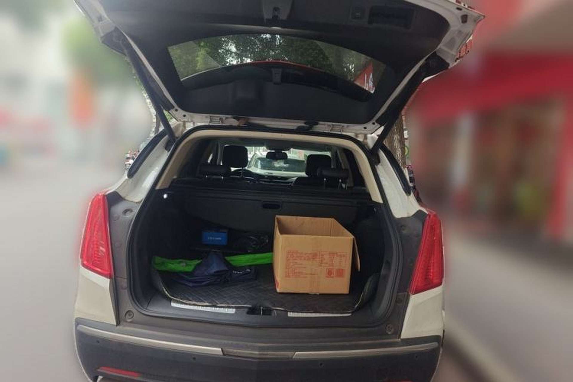 Used Cadillac XT5 2018 28T Four-Wheel Drive Luxury Model Trunk