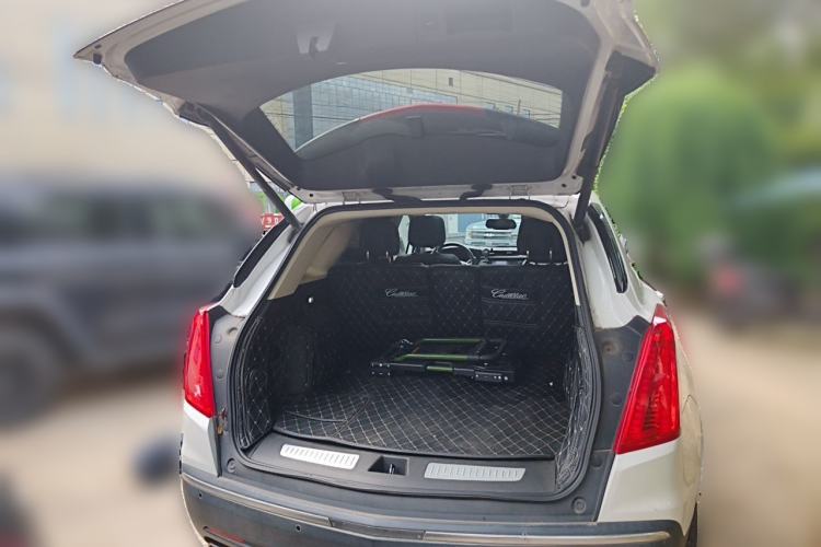 Used Cadillac XT5 2018 28T Four-Wheel Drive Luxury Model Trunk