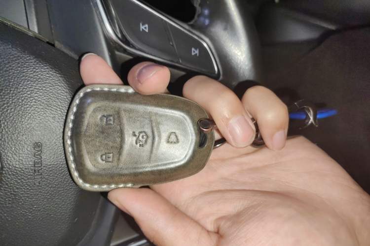 Used Cadillac XT5 2018 28E Four-Wheel Drive Tech Version Vehicle Key