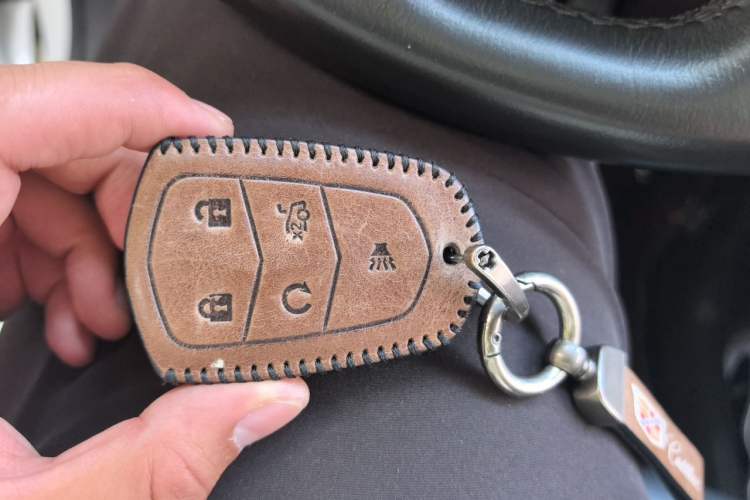 Used Cadillac XT5 2018 25T Luxury Model Vehicle Key