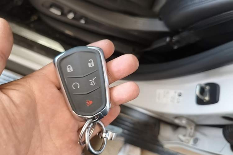 Used Cadillac XT5 2018 28T Four-Wheel Drive Luxury Model Vehicle Key