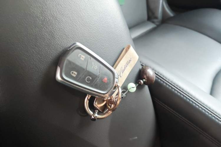 Used Cadillac XT5 2018 25T Luxury Model Vehicle Key