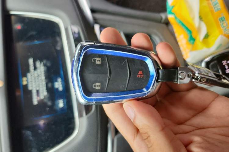 Used Cadillac XT5 2018 28E Four-Wheel Drive Tech Version Vehicle Key