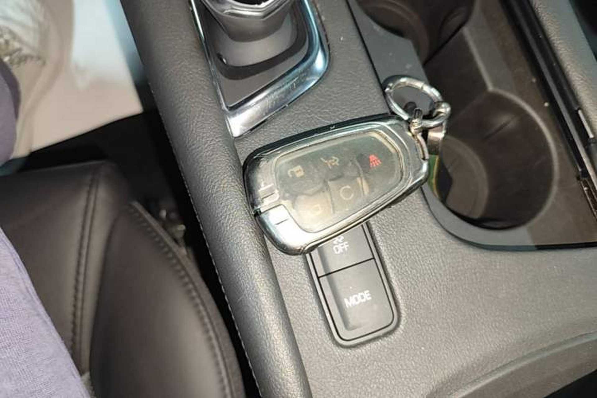 Used Cadillac XT5 2018 25T Luxury Model Vehicle Key