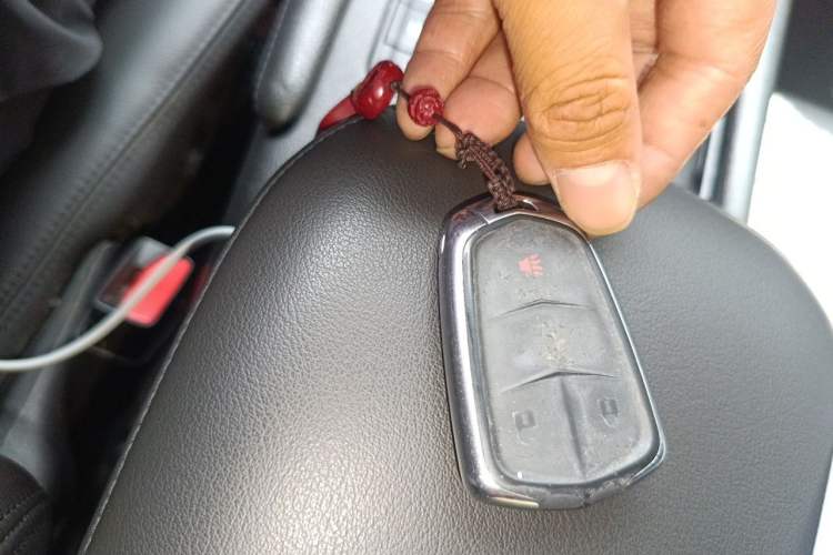Used Cadillac XT5 2018 28E Four-Wheel Drive Tech Version Vehicle Key