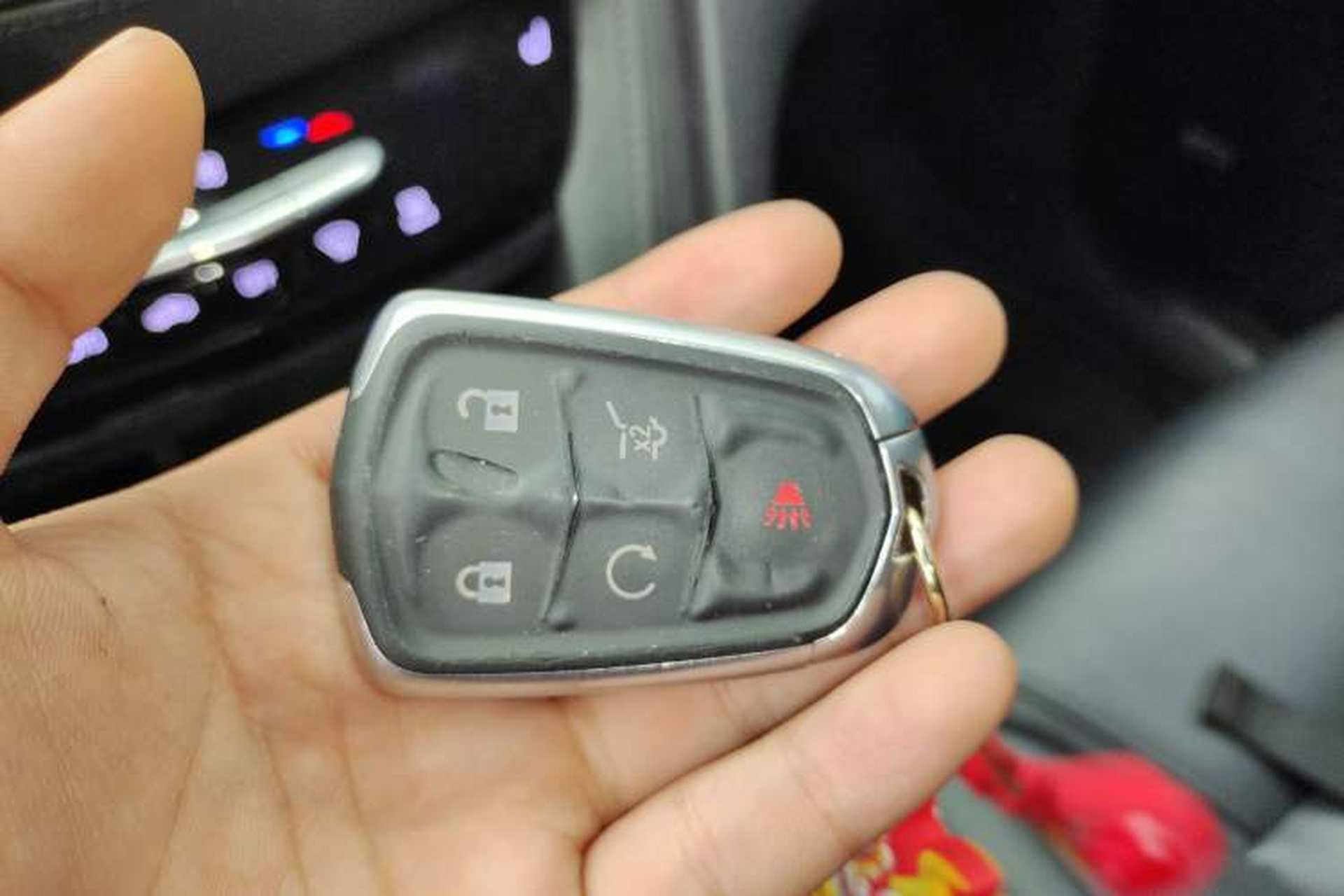 Used Cadillac XT5 2018 25T Luxury Model Vehicle Key