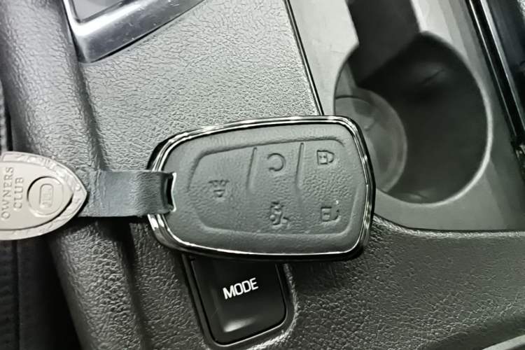 Used Cadillac XT5 2018 25T Luxury Model Vehicle Key