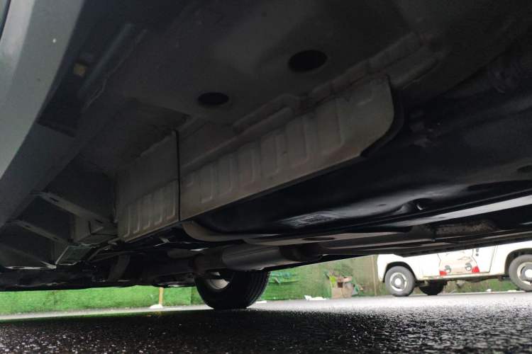 Used Cadillac XT5 2018 25T Luxury Model Chassis Rear Left